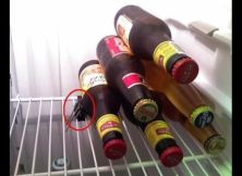 Haga click para ver la imagen ampliada sujetar cervezas.jpg